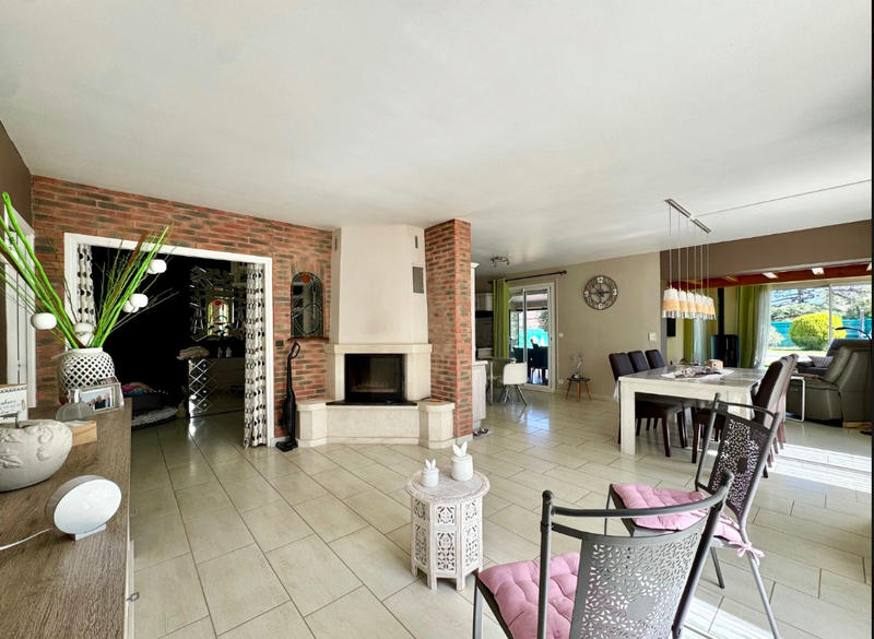 Villa - 157 m² - 7 pièces