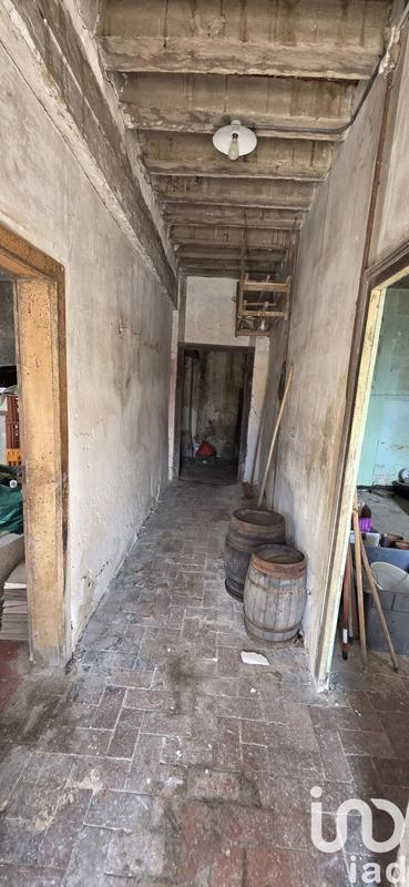 Ferme - 800 m² - 5 pièces