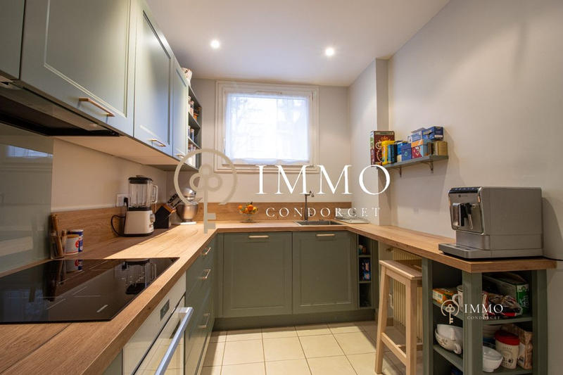 Appartement - 85 m² - 5 pièces