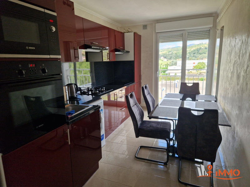 Appartement - 64 m² - 3 pièces