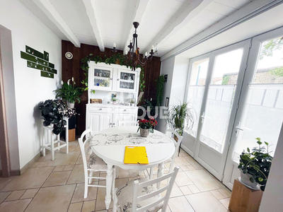 Maison - 148 m² - 7 pièces