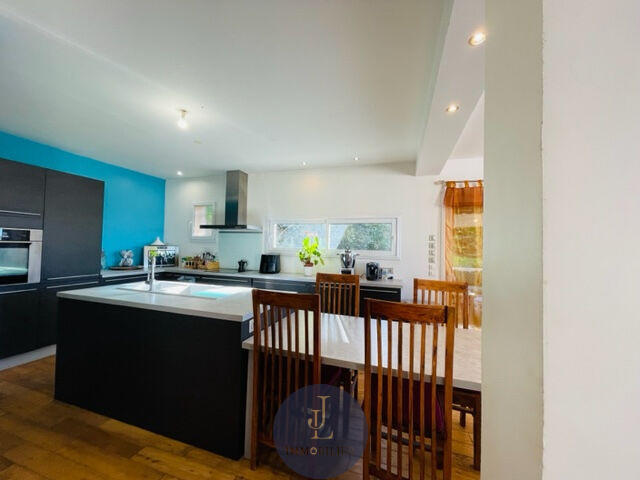 Villa - 166 m² - 5 pièces