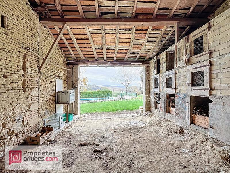 Maison - 227 m² - 8 pièces