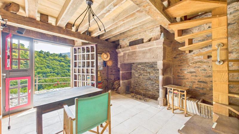 Maison en pierre - 130 m² - 6 pièces