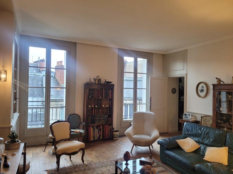 Appartement - 153 m² - 5 pièces