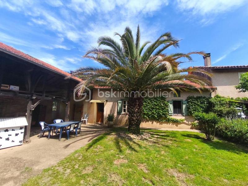 Maison ancienne - 225 m² - 9 pièces