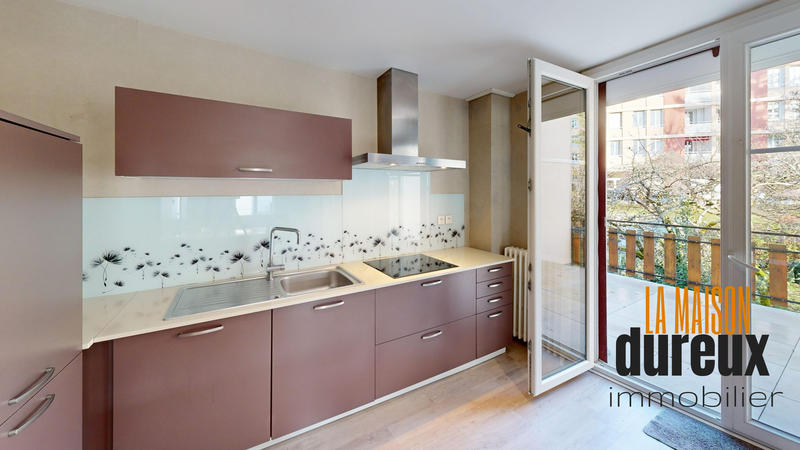 Maison - 159 m² - 6 pièces