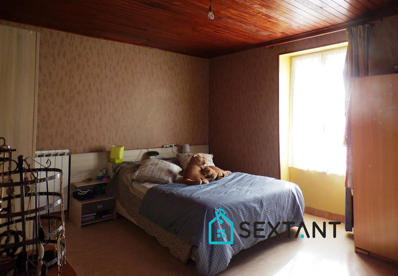 Maison - 355 m² - 11 pièces