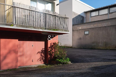 Parking / Garage - 24 m²