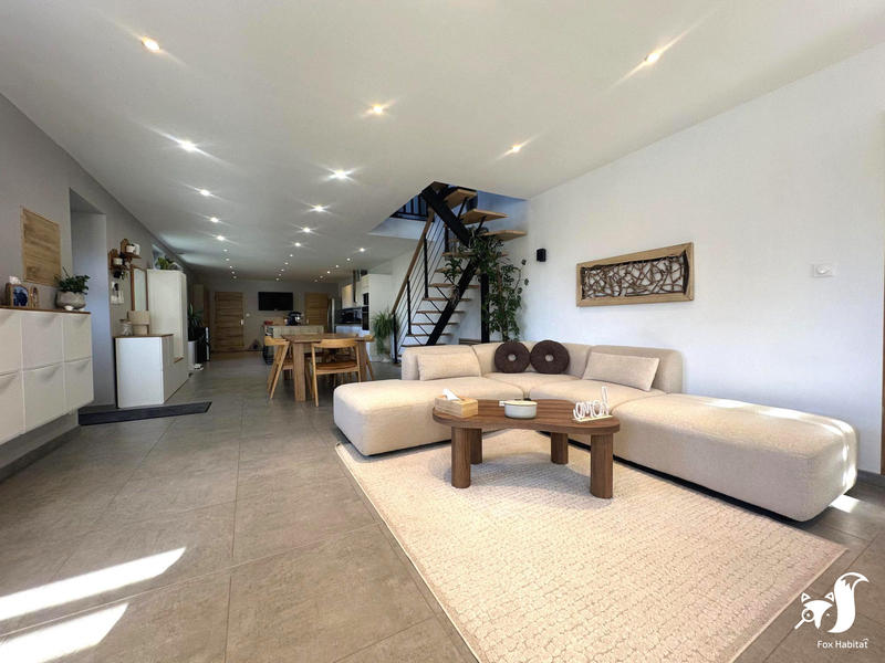 Maison - 158 m² - 5 pièces