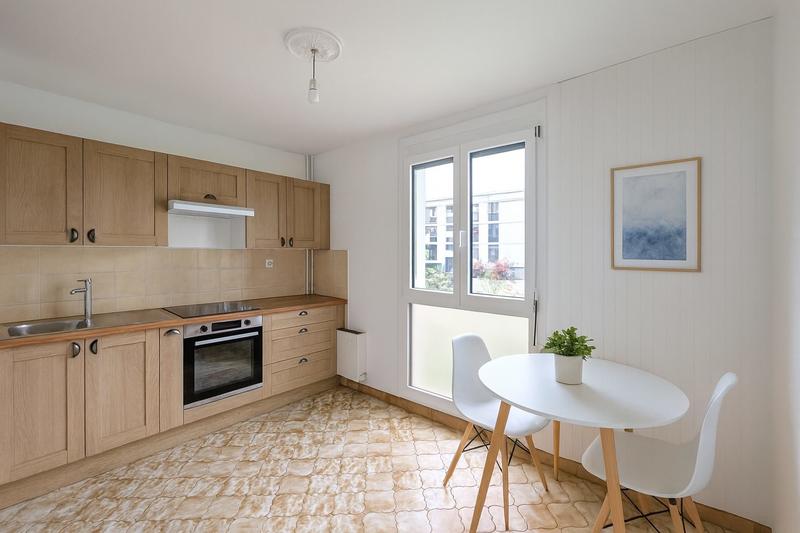 Appartement - 96 m² - 5 pièces