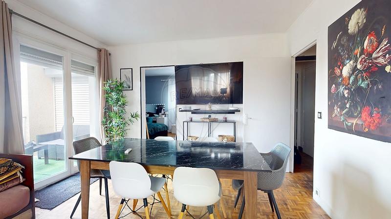 Appartement - 79 m² - 4 pièces