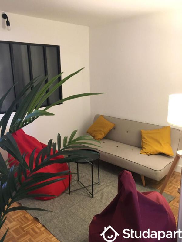 Chambre - 20 m² - 1 pièce