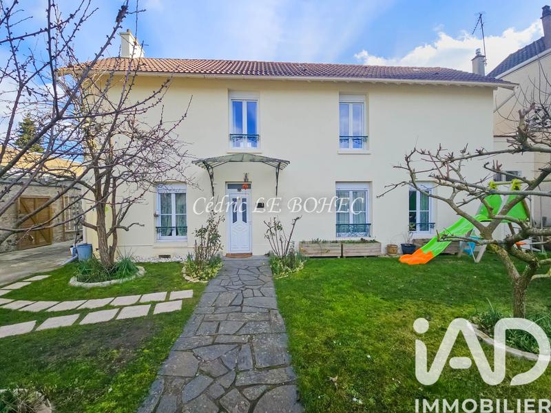 Maison - 174 m² - 7 pièces