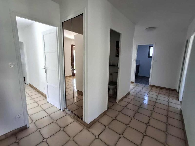 Maison - 102 m² - 4 pièces
