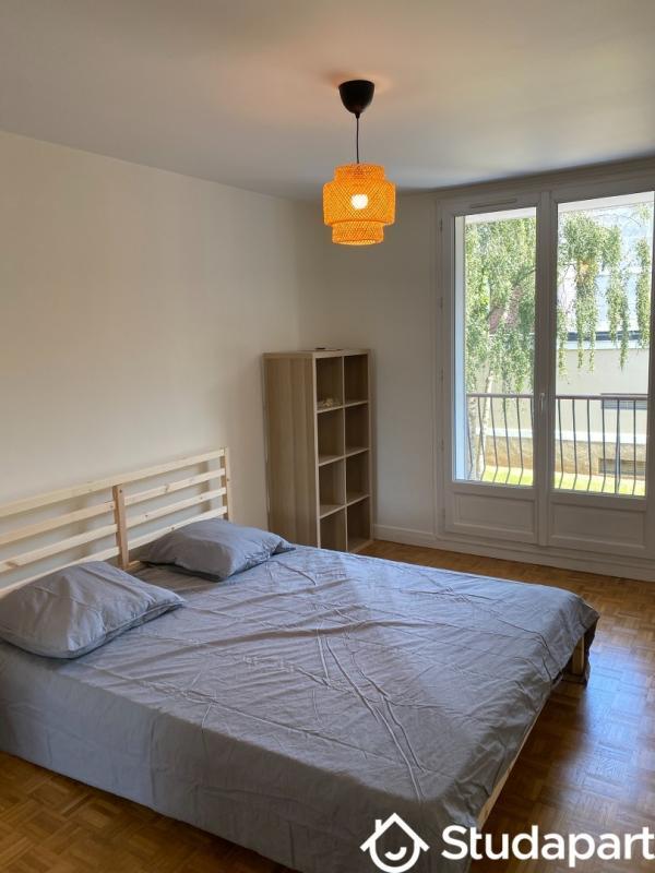 Chambre - 13 m² - 1 pièce