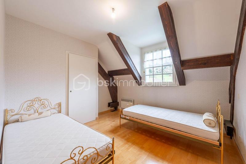 Demeure - 186 m² - 6 pièces