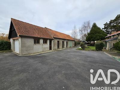 Maison - 320 m² - 15 pièces