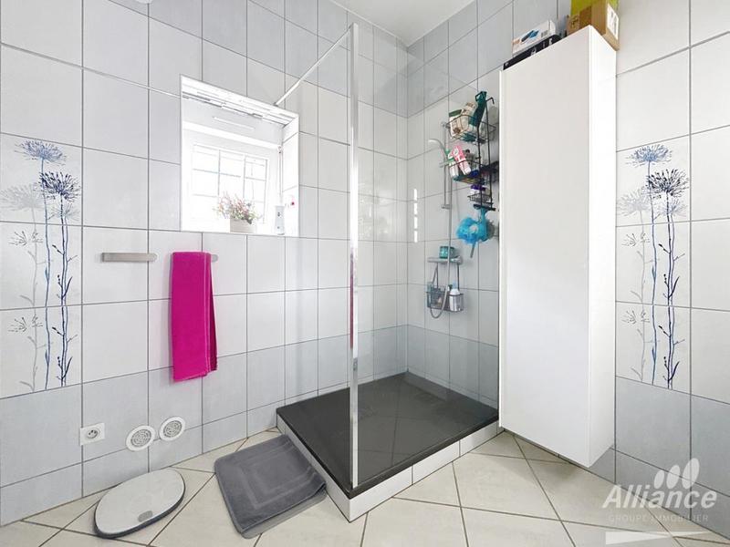 Appartement - 94 m² - 3 pièces