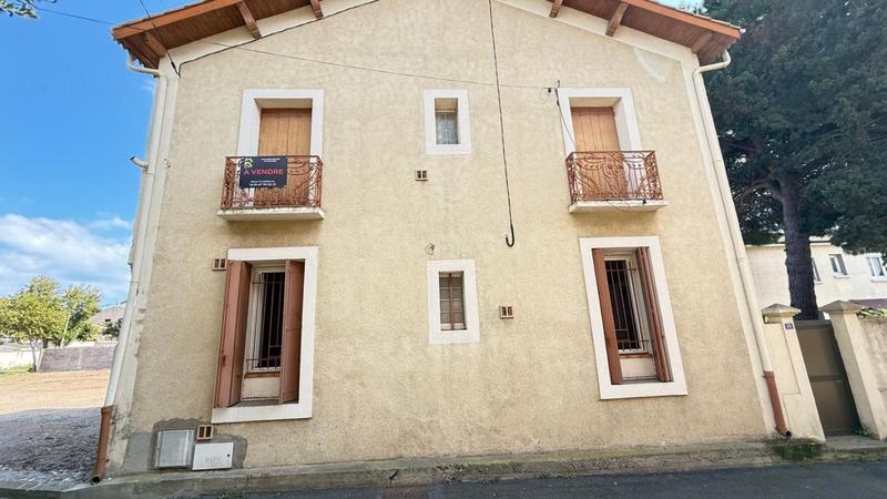 Demeure - 185 m² - 6 pièces