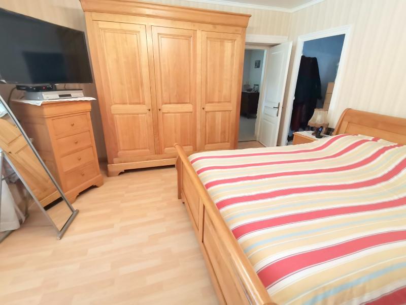 Maison - 218 m² - 7 pièces