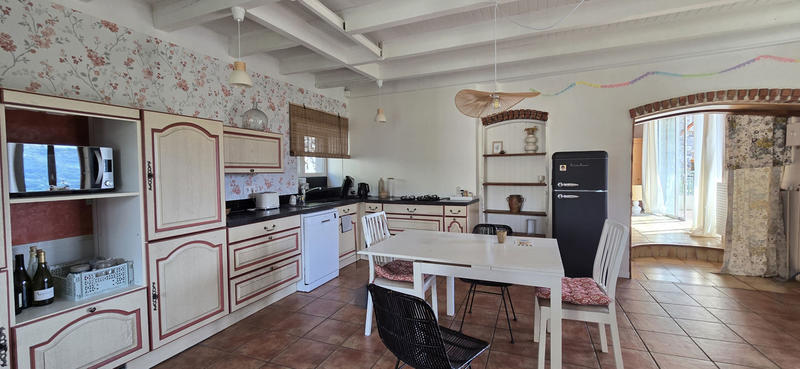 Maison - 145 m² - 4 pièces