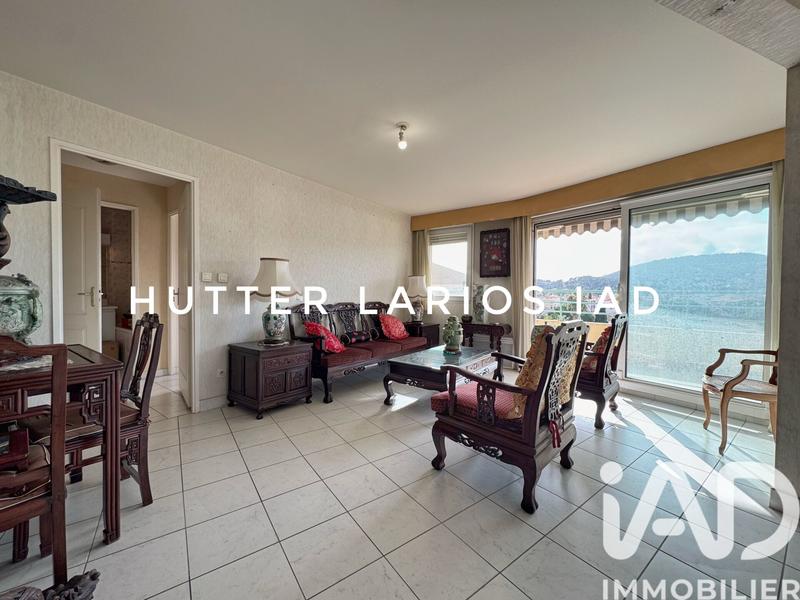 Appartement - 110 m² - 5 pièces