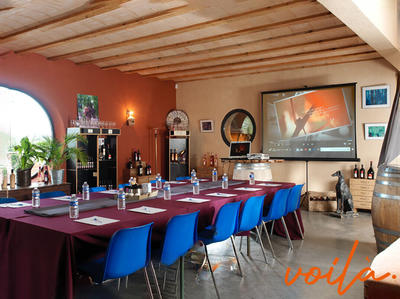 Local d'activité / Entrepôt - 680 m² - 6 pièces