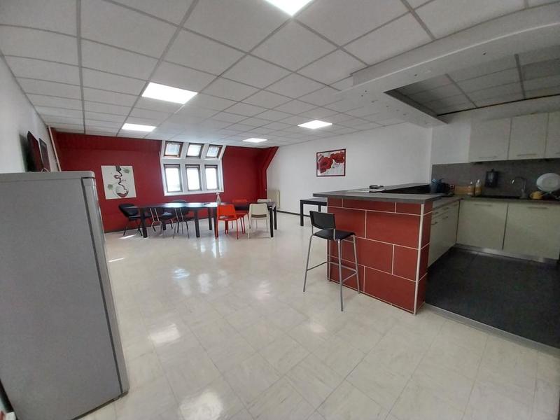 Cave / Box - 1 051 m²