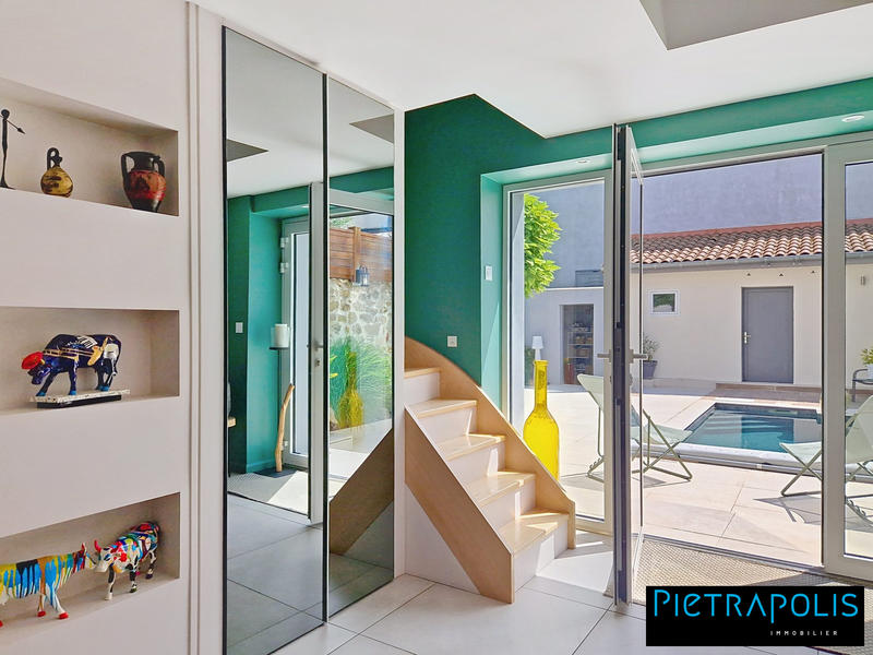 Maison ancienne - 181 m² - 7 pièces