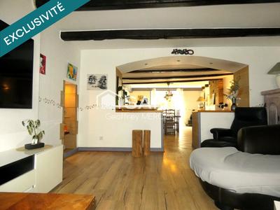 Maison - 232 m² - 7 pièces