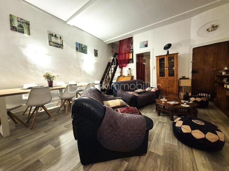 Appartement - 75 m² - 2 pièces