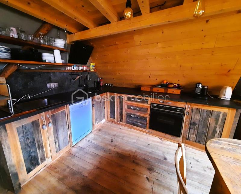 Loft - 78 m² - 5 pièces