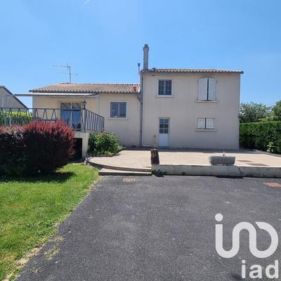 Maison - 146 m² - 8 pièces