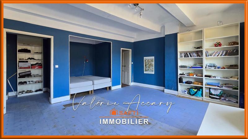 Maison de maîtres - 441 m² - 10 pièces