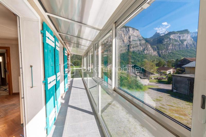 Maison de village - 170 m² - 8 pièces