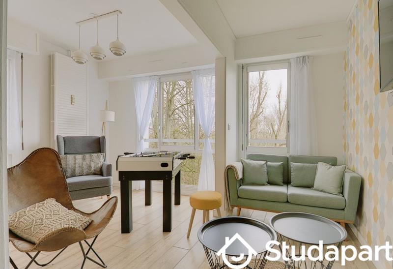 Chambre - 13 m² - 1 pièce