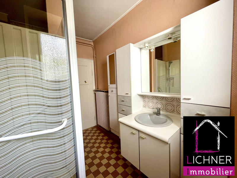 Maison - 176 m² - 8 pièces