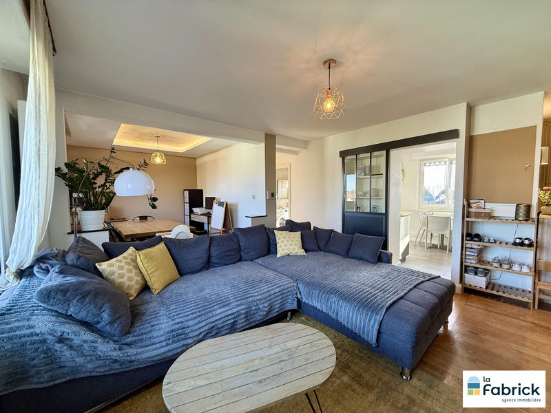 Appartement - 86 m² - 4 pièces