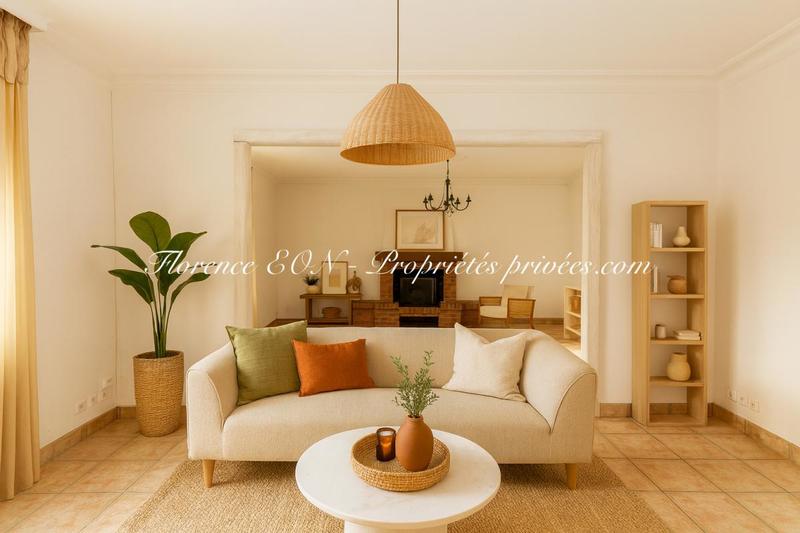 Maison - 225 m² - 7 pièces