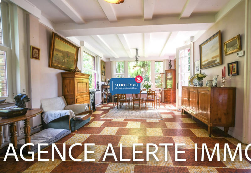 Villa - 273 m² - 7 pièces