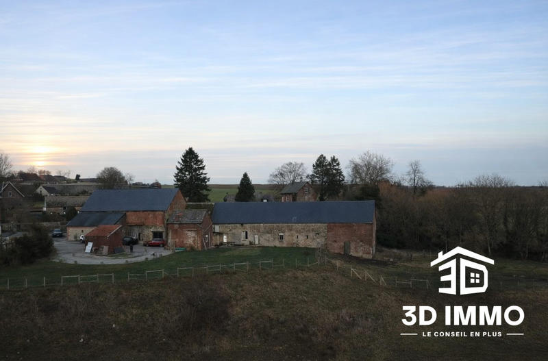 Maison - 305 m² - 7 pièces