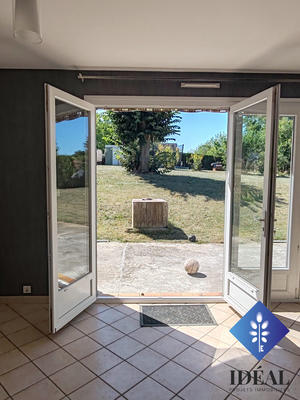 Maison traditionnelle - 147 m² - 5 pièces