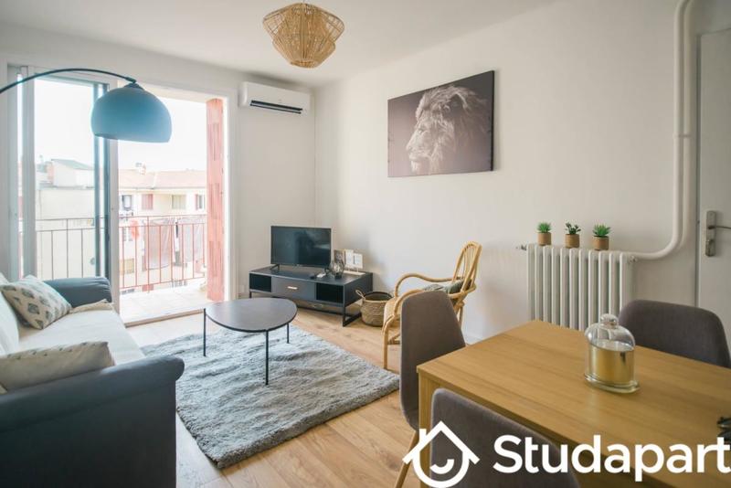 Chambre - 13 m² - 1 pièce