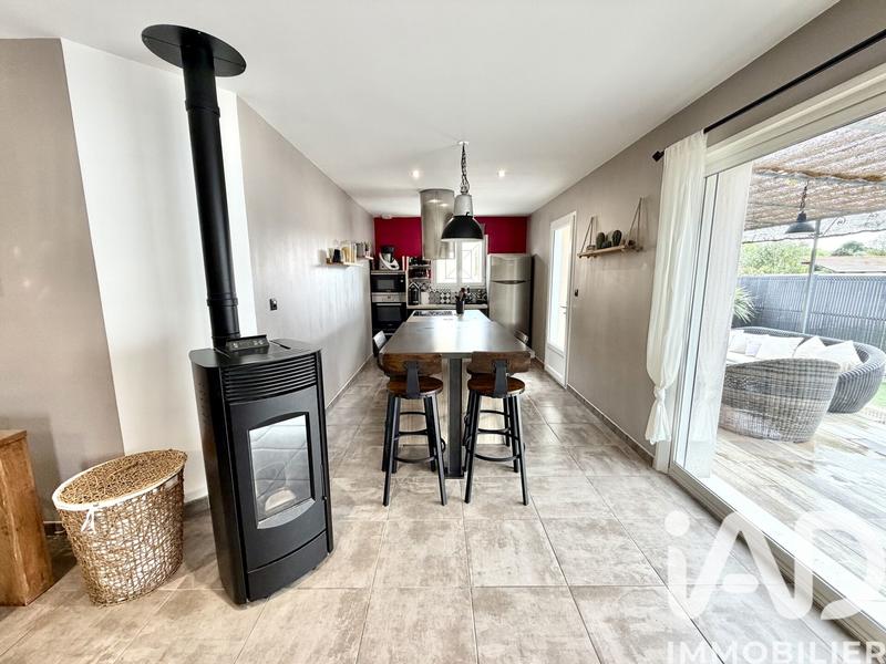 Maison - 90 m² - 4 pièces