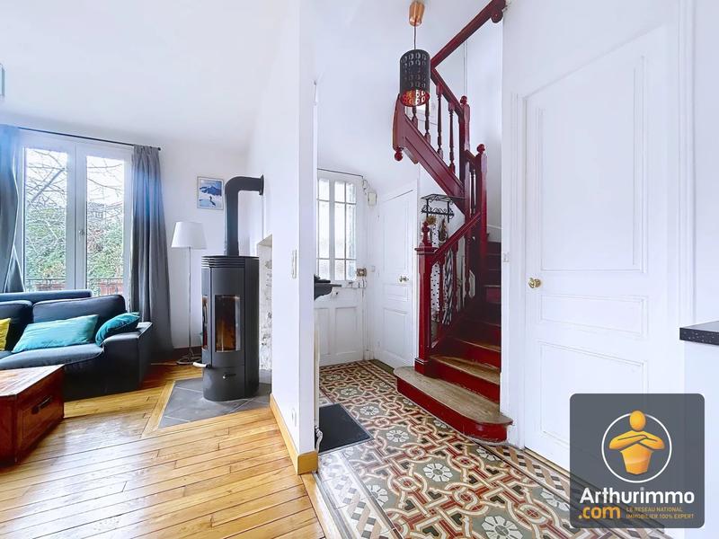 Maison - 92 m² - 5 pièces