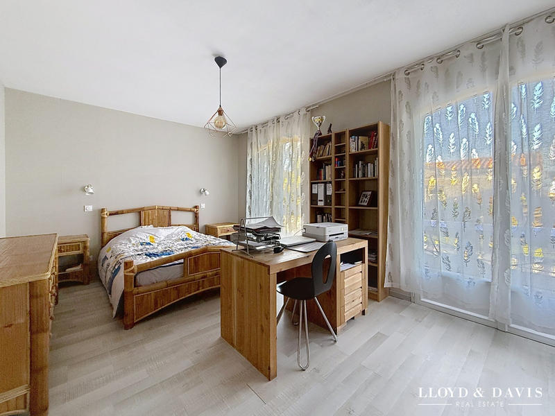 Maison contemporaine - 137 m² - 4 pièces