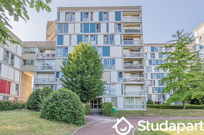 Chambre - 10 m² - 1 pièce