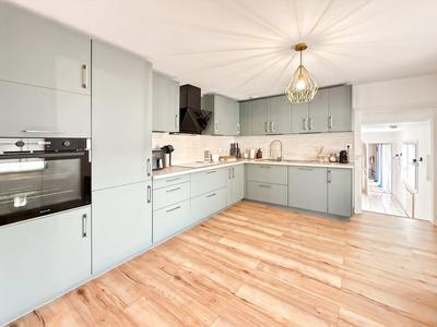 Maison de ville - 151 m² - 6 pièces