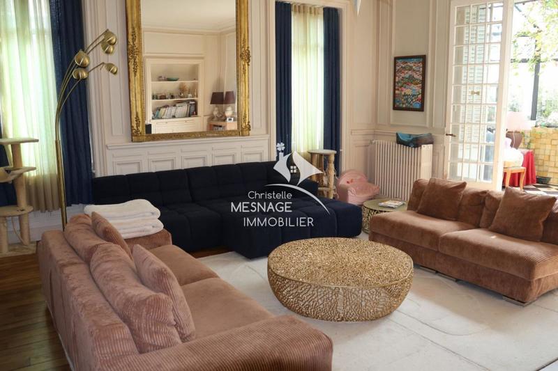 Maison bourgeoise - 483 m² - 14 pièces